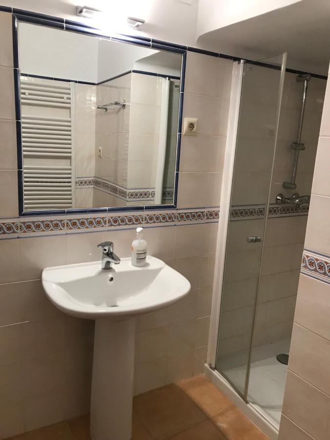 Hostal Casiano Camarasa Extérieur photo