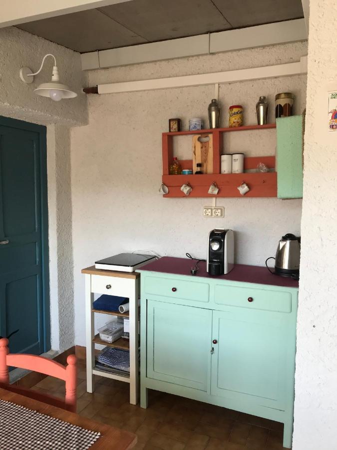 Hostal Casiano Camarasa Extérieur photo