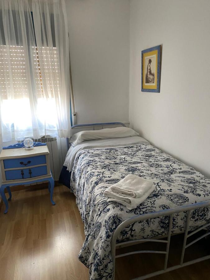 Hostal Casiano Camarasa Extérieur photo